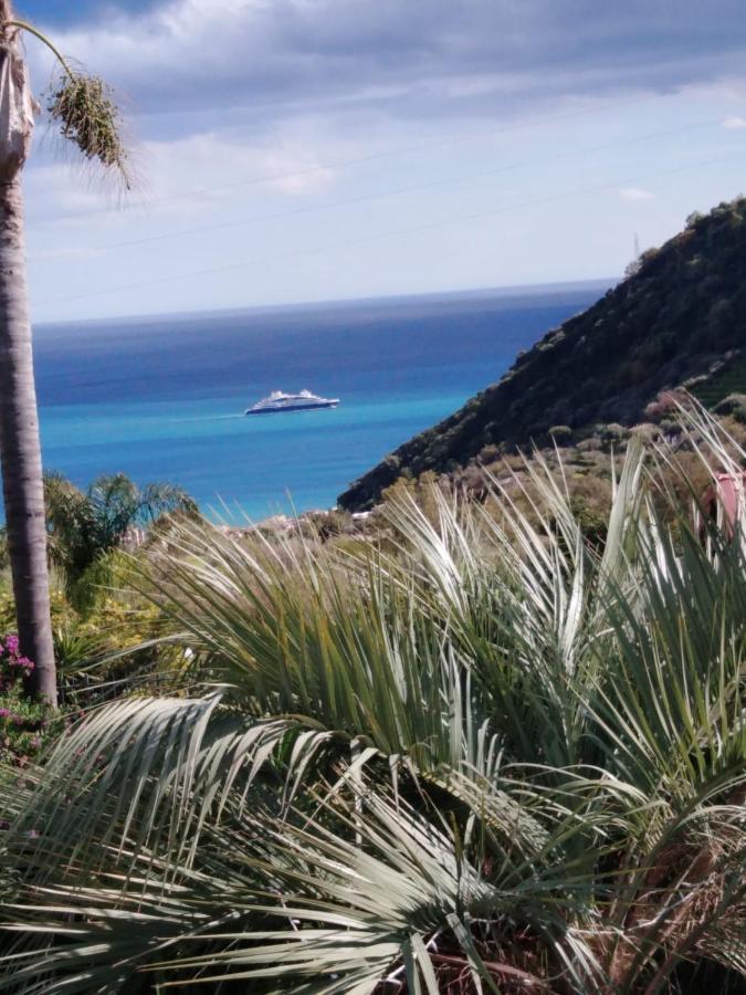 Holidaysora Taormina - Il Giardino Di Graziella Kültér fotó
