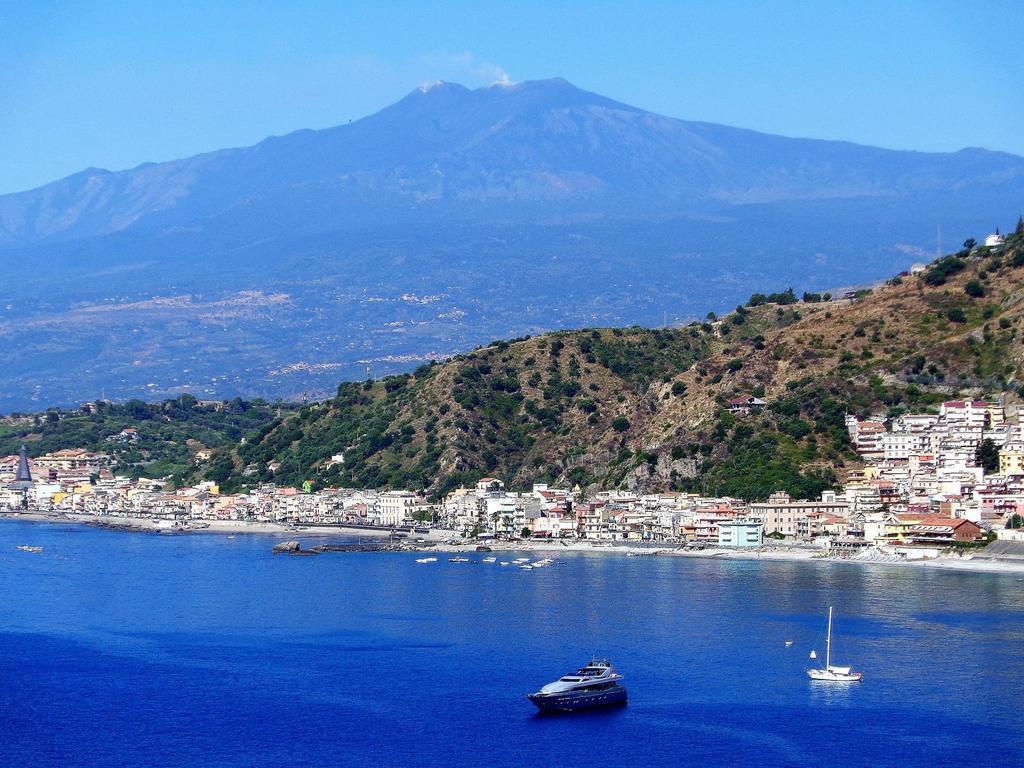 Holidaysora Taormina - Il Giardino Di Graziella Kültér fotó