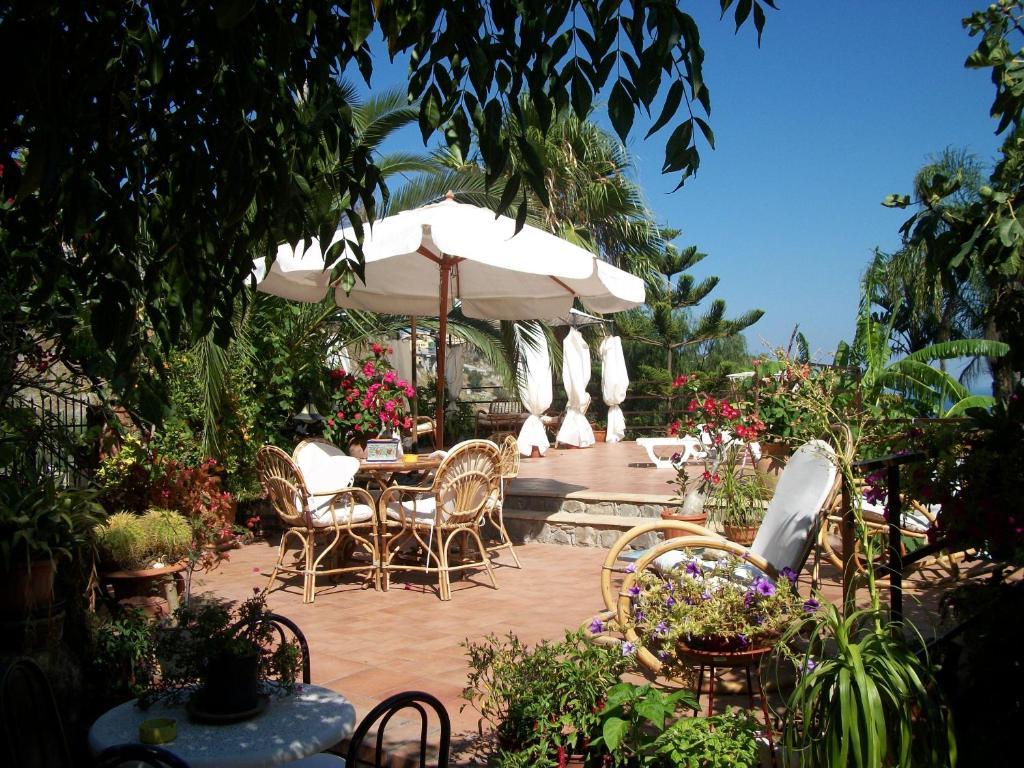 Holidaysora Taormina - Il Giardino Di Graziella Kültér fotó